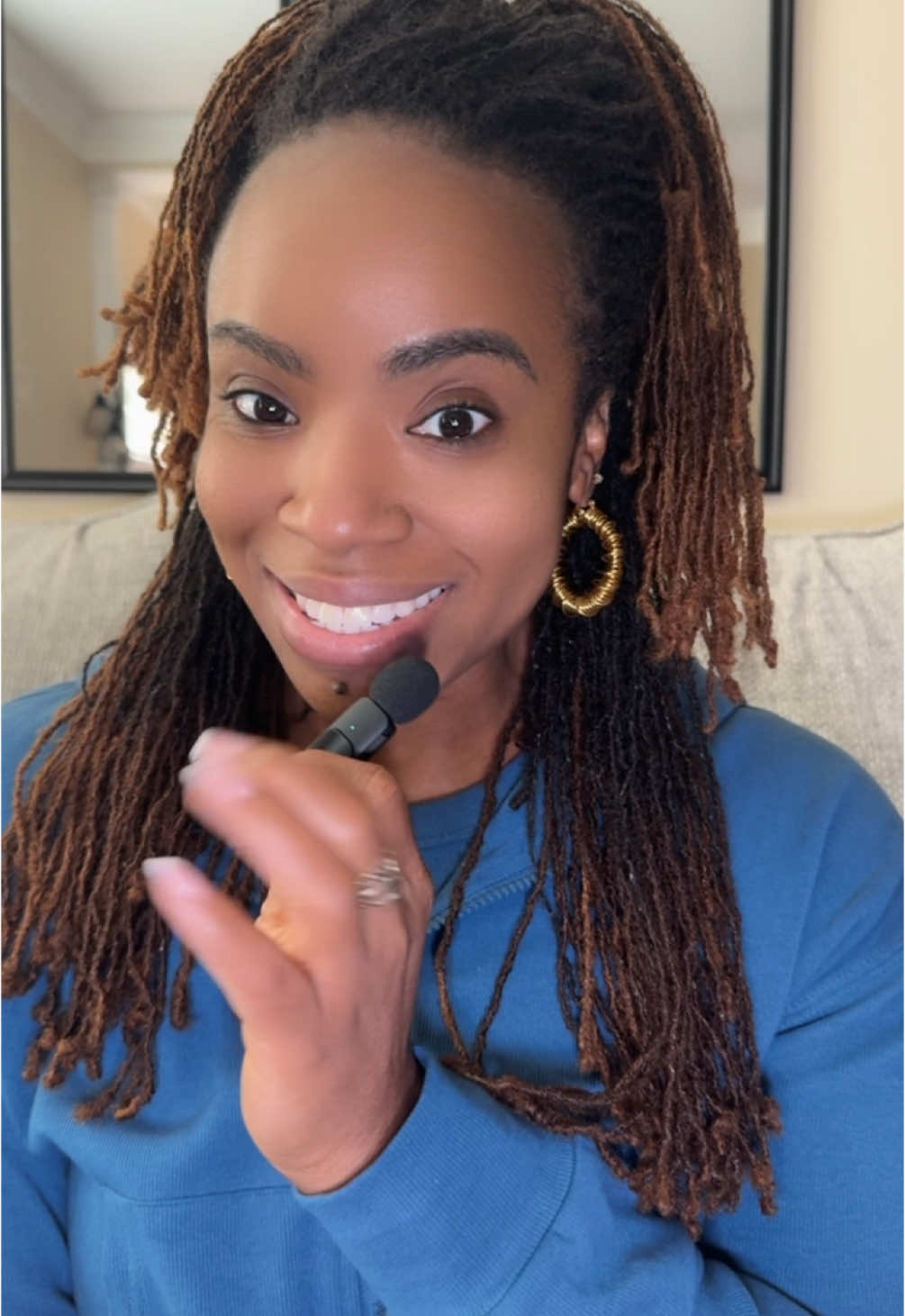 #stitch with @Jenny Plog today I got the chance to smell @pradabeauty Infusion De Rhubarbe at @sephora and purchase the travel size. This is such a fruity musk/ flower scent. #perfumetok #sephora #sephorafinds #perfumerecommendations #perfumecollection #sweetperfume #fragrancereview #pradabeauty #summerfragrance #summerperfume #musthaves #smellgood #smellgoodfeelgood #fruityfloral #newfragrance 