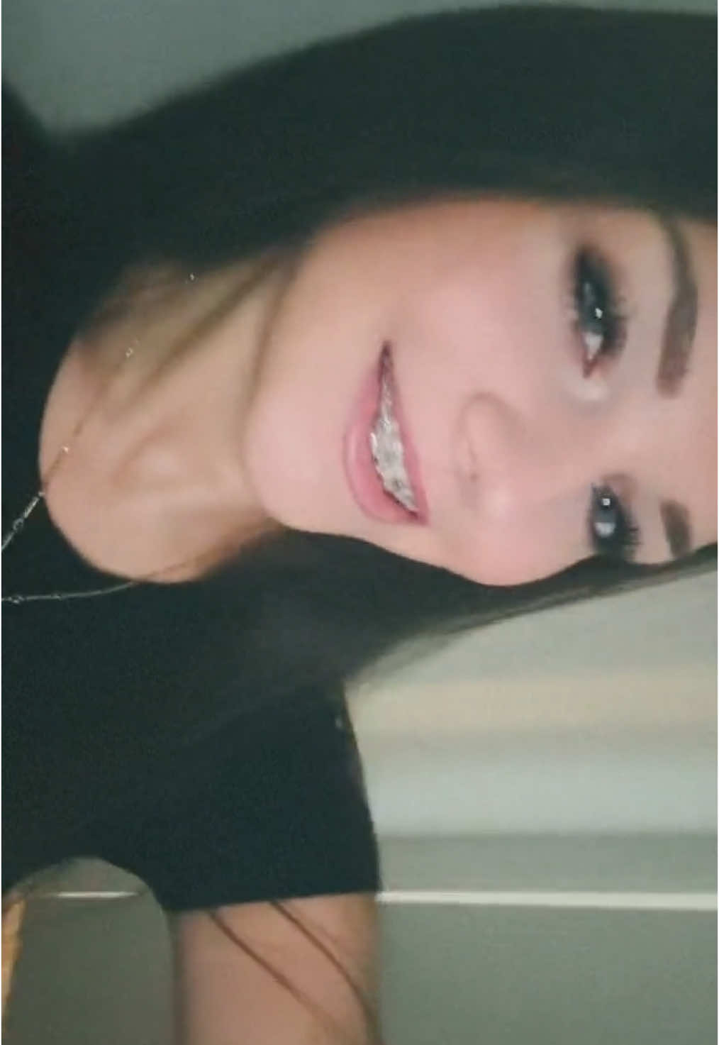 😇
