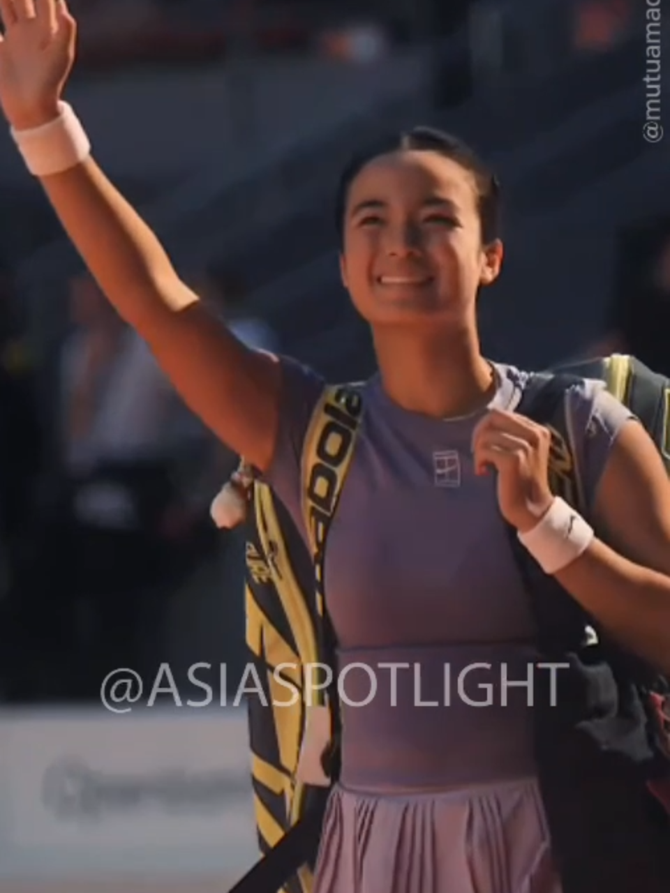 Alex Eala still all smiles after defeat! 🇵🇭 #alexeala #tennis #miamiopen #philippines #world