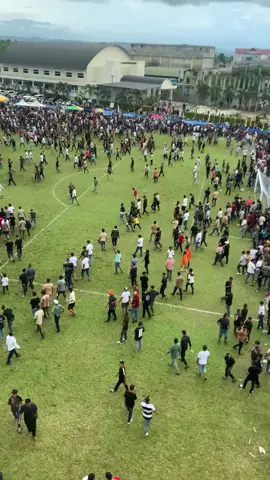 laga panas antara sidiq fc vs leubu ufc di lapangan galacticos bireuen #bireuen #bolasepak #tarkam #fyp #aceh #indonesia 