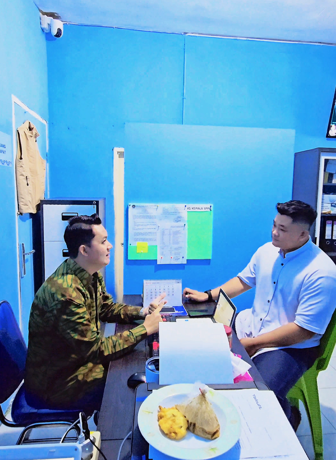 294 [[Pertemuan dengan Kepala Satuan Pelayanan Pemenuhan Gizi Kabupaten Tanah Datar - Lima Kaum, semoga terjalin kesepakatan untuk menjadi Supplier Mie untuk Program Makan Bergizi Gratis dari Presiden Republik Indonesia]] #supplier #mie #programmakansianggratis #programpresiden #makanbergizigratis #entrepreneur #sppg #badangizinasional #limakaum 