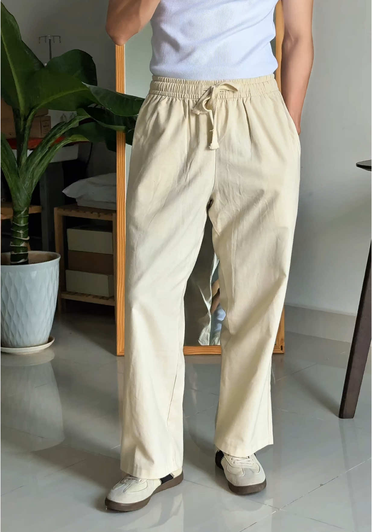 Quần linen form suông của Pealo #elegant #ngoai30macgi #macdepcunghoaisinh #pealo 