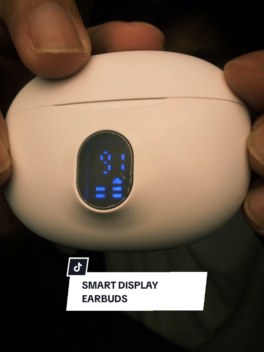 These Stereo TWS Smart Sport Headphone Earbuds (or whatever the official name is) has a really cool LED display screen in it's charging case, and I think that's pretty cool. #earbuds #display #case #chargingcase #screen #tws #bluetoothearbuds #earphones #headphones #smart #Tech #techtok #geektalktech 