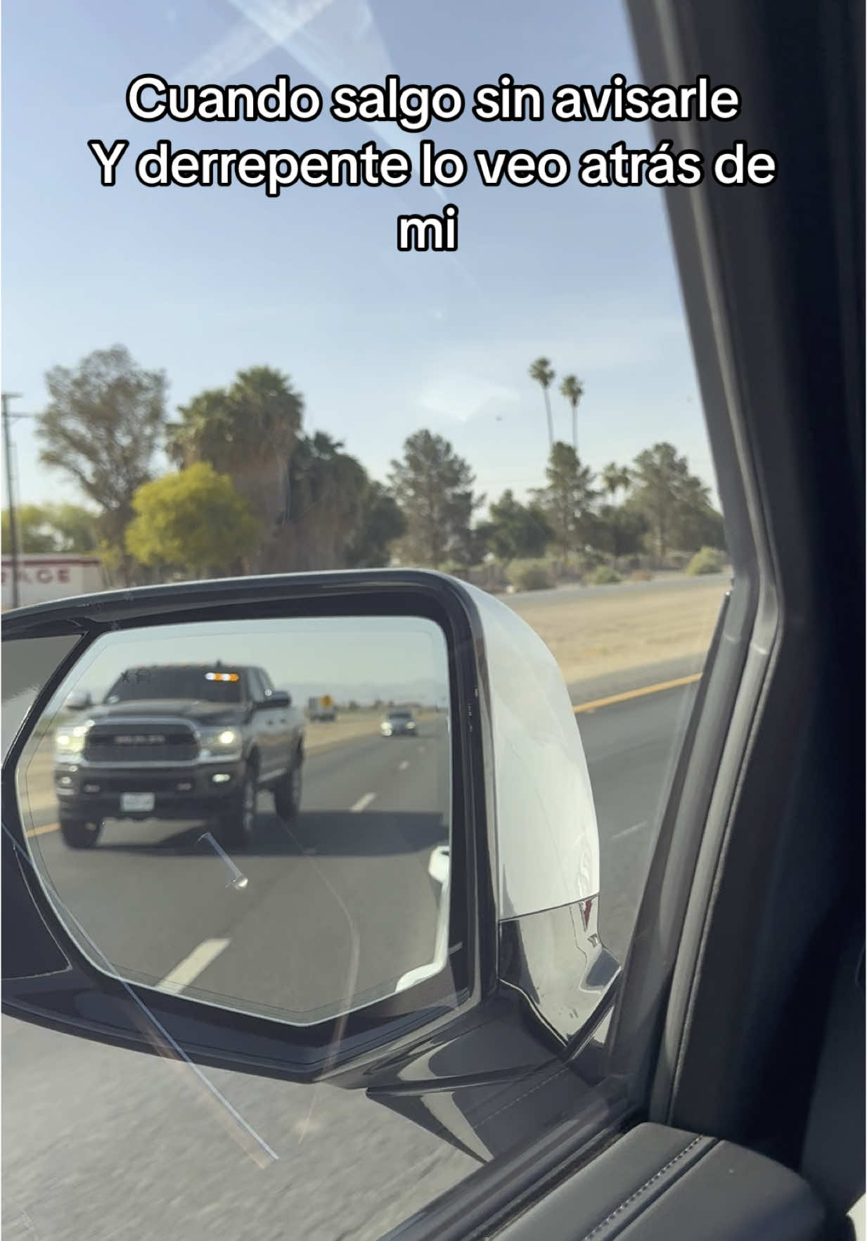 Que se me aparece en el freeway 🫡 #couples #husbandwife #rams #freeway #humorlatino #humortiktok #paratiiiiiiiiiiiiiiiiiiiiiiiiiiiiiii #111 