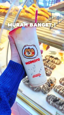 8.000 AJA !! Ini mah murah banget  Minuman enak, duduk di outlet yang super cozy bisa ngadem, eh bisa sekalian nge snacking juga !! Senyaman ITU!!!  Minuman minumannya enak , kalian wajib ke sini  (Alamat lemgkap di akhir video) @realwaymediaindonesia @Momoyo Penghibur  #fyp #jelajahhepi #rekomendasi #PlacesToVisit #placestogo 