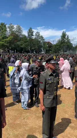 Alhamdulillah ala kulli hal, selamat dan sukses adek so proud of you, selamat di lantik prada Arjun🤍 terima kasih telah membuat kami bangga, terima kasih sudah berjuang sejauh ini, selamat mengabdi pada negara.#fyp #pelantikan #tamtama #tniad 