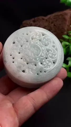 NT1397 Lư đốt trầm ngọc phỉ thuý tự nhiên (JADEITE A) #hungngocthieng #ngocthieng #ngocthiengngocphithuy #ngocphithuytunhien #phongthuy #trangsuc #ngoccamthach #jadeiteA