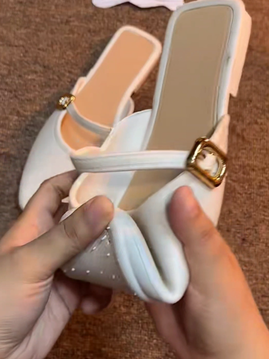 Sandal Karet Jelly Wanita Kekinian #sandalwanita #sandalkaret #sandalmurah #sandalviral #belilokal #tiktokshop #bigsale 