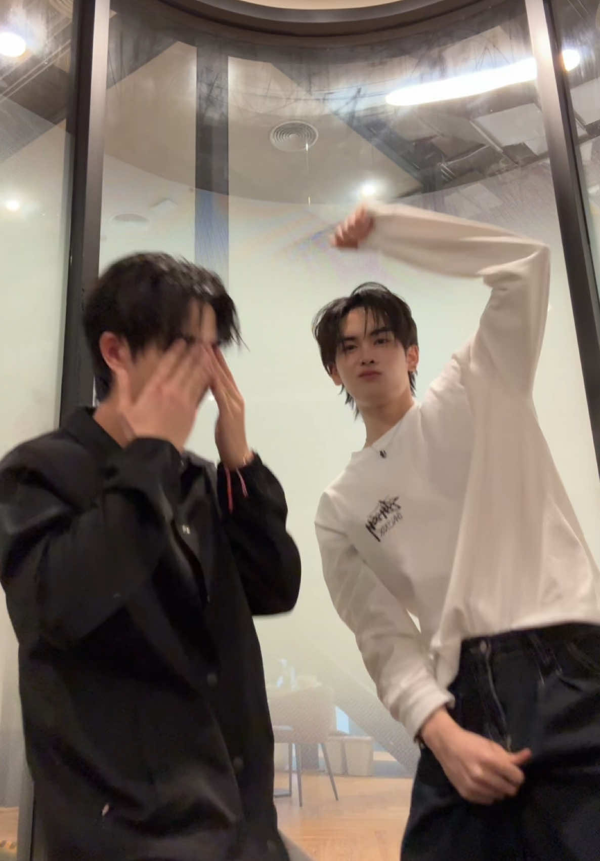 ชวนพี่เพิร์ธเต้นได้แล้วครับ @PERTHPPE 