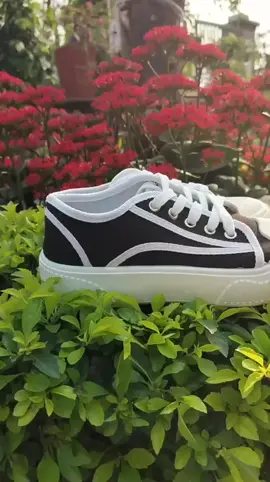 Giày thể thao đế dày nữ buộc dây #giaynu #giaysneaker #giaythethaonu