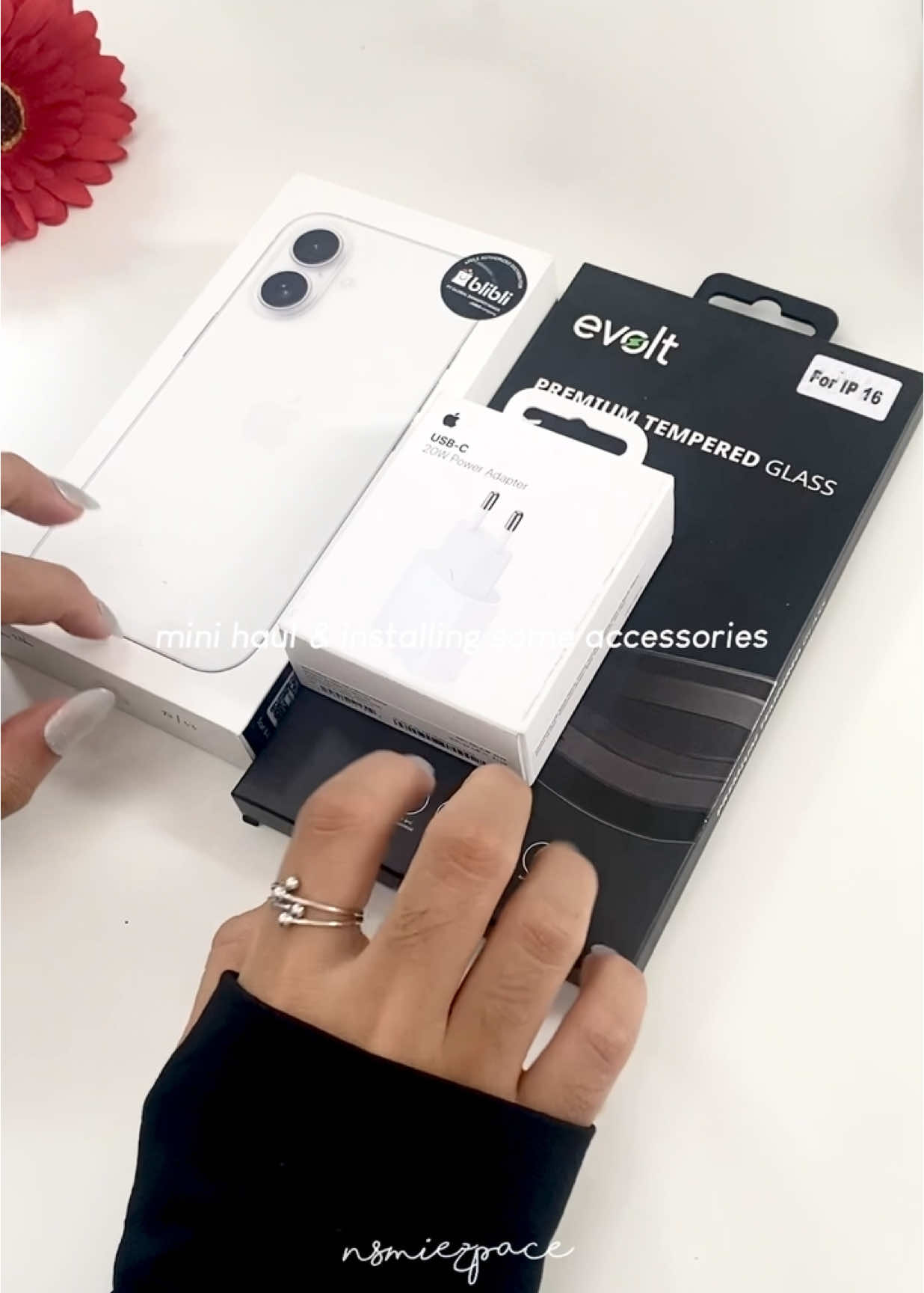 installing some accessories on my phone<3 #unboxing #iphone16 #iphone16white #aestheticvideos #whiteiphone16 