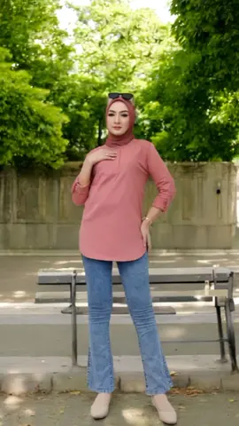 Atasan Kaos Wanita Model Oval Lengan Panjang dan bisa di ajust jadi lengan 7/8 kancing aktif busui friendly, model cantik dan mewah coxok untuk harian, bahan katuk combed 20s. #kaoswanita #atasanwanita #kaoslenganpanjang #OOTD 