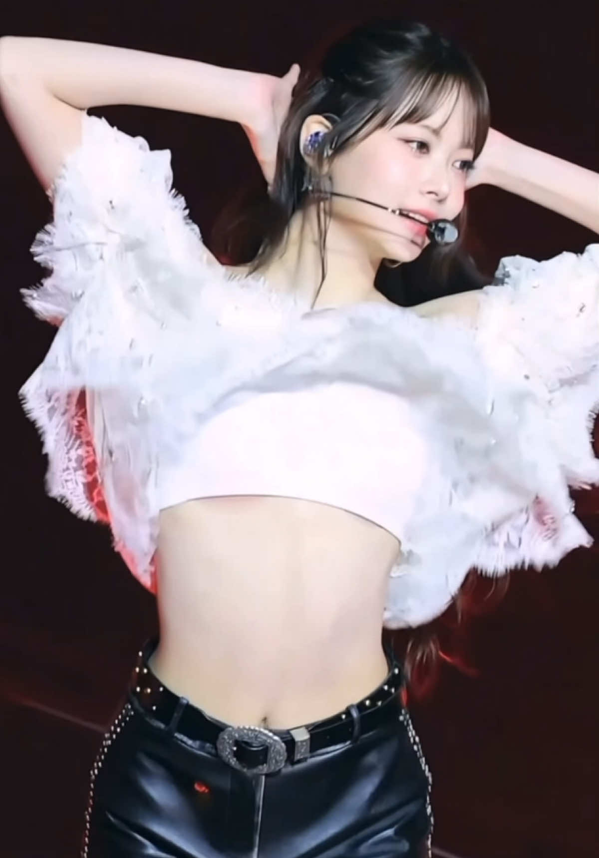 first euncha video on my page?? surely not #euncha #eunchaelesserafim #lesserafim #fancam 