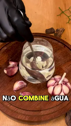 Benefícios da água com alho🧄  Atenção: isso não é uma recomendação médica! #remedioscaseros #remedionatural #remediosnaturais #fitoterapia 