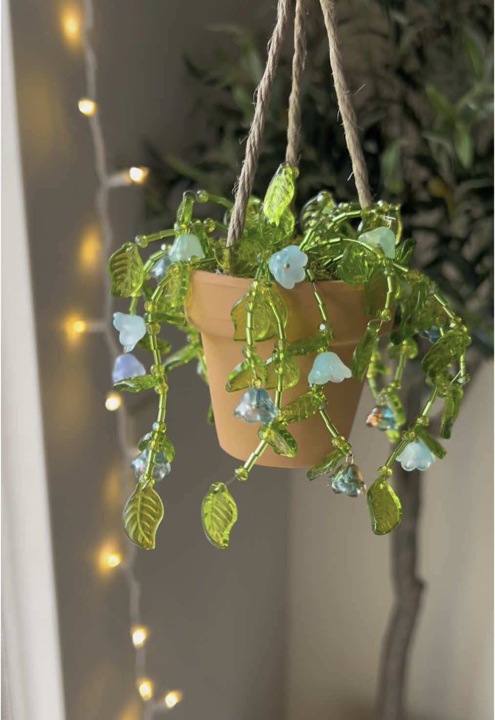 Let’s make another forever plant🫶🌿 This one might be my fav!!  #diysuncatcher #diybeadedplant #beadedplant #foreverplant #DIY #crafts #suncatcher #beadedplantrend #beadedsuncatcher 