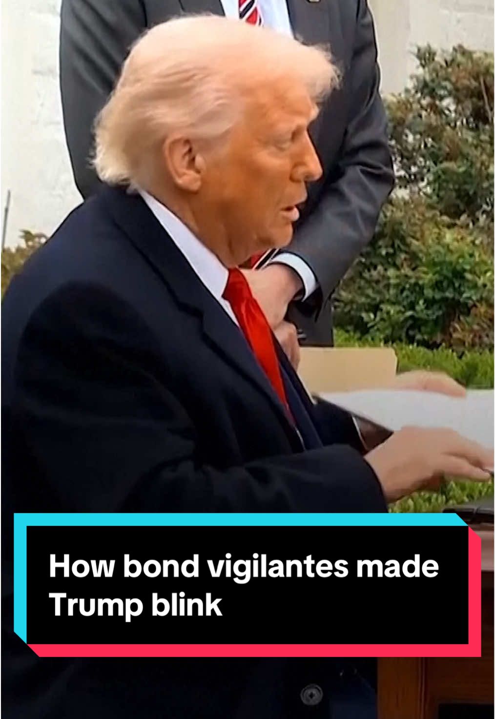 US President Donald Trump retreated from his sweeping “reciprocal” #tariffs after a #bond selloff sent Treasury yields soaring. But who are the much-feared bond vigilantes behind his reversal? #economy #investing #finance #politics 
