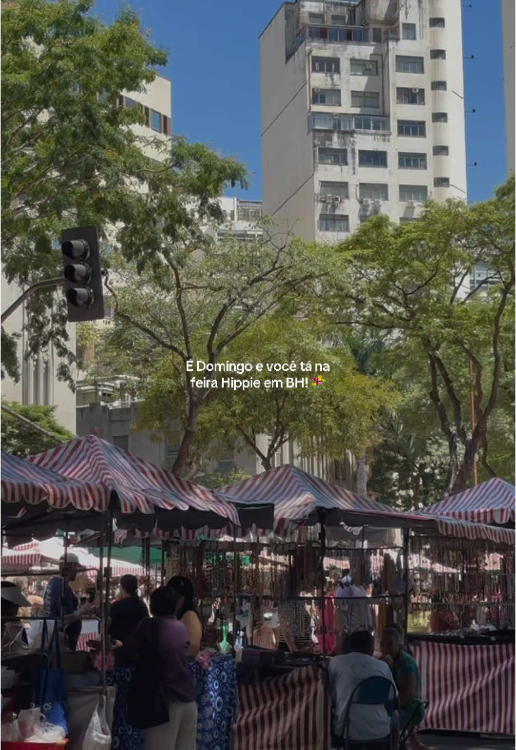 🤎 Domingo você tem um encontro marcado! ;) #belohorizonte #feirahippie #centrodebh #afonsopena #foryou #fy 