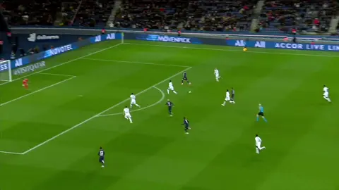 Neymar ir Skills• Neymar Clips • Free Clips • Edit • NEYMAR JR 🇧🇷 #neymar #foot #footballtiktok #futbol⚽️ #skill #skills #brazil🇧🇷 #🇧🇷 #viralvideos #fyp