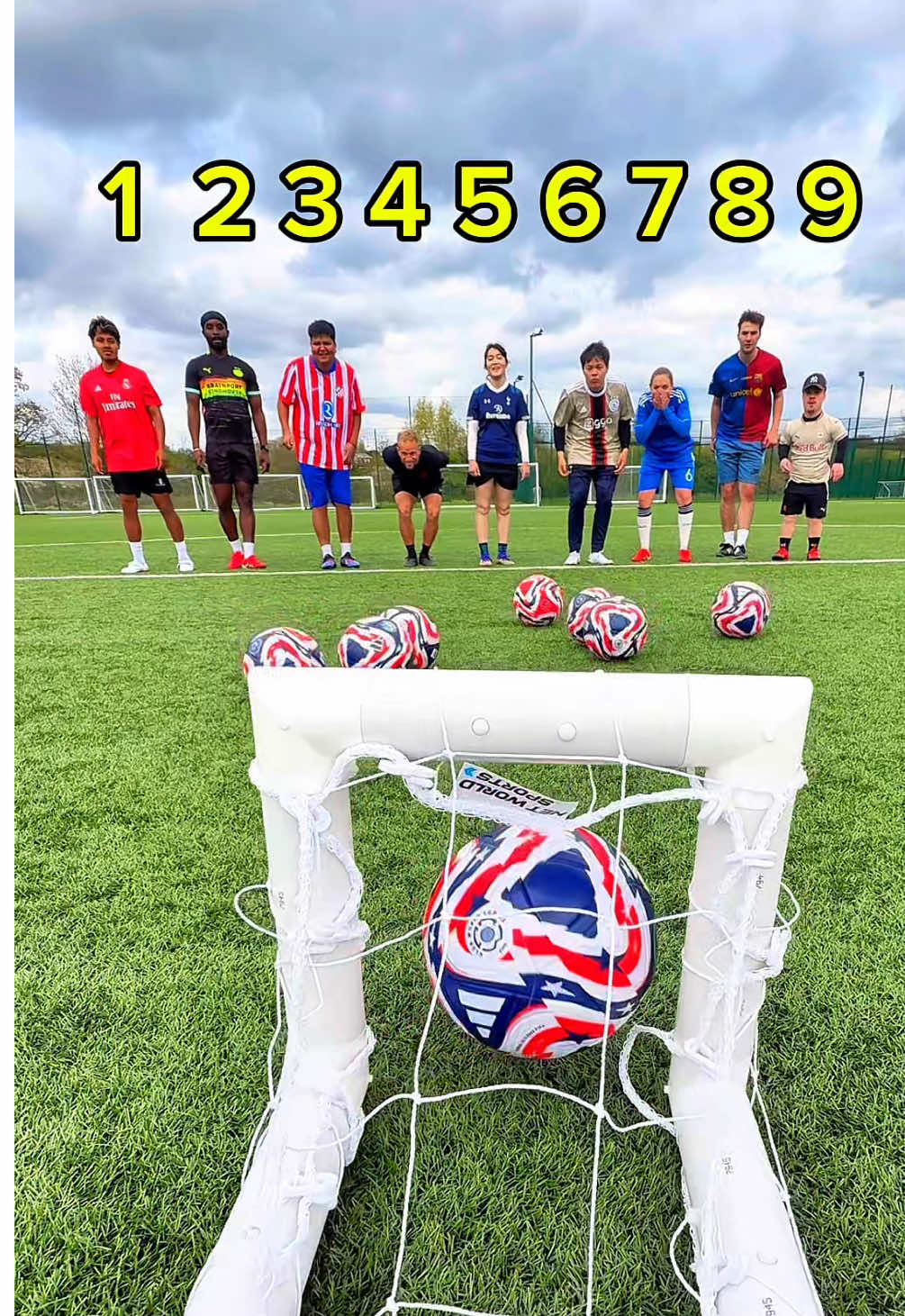 1 2 3 4 5 6 7 8 9?🎯⚽️#TikTokCalcio #football #Calcio #Soccer #skillscrewhd #footballchallenge 