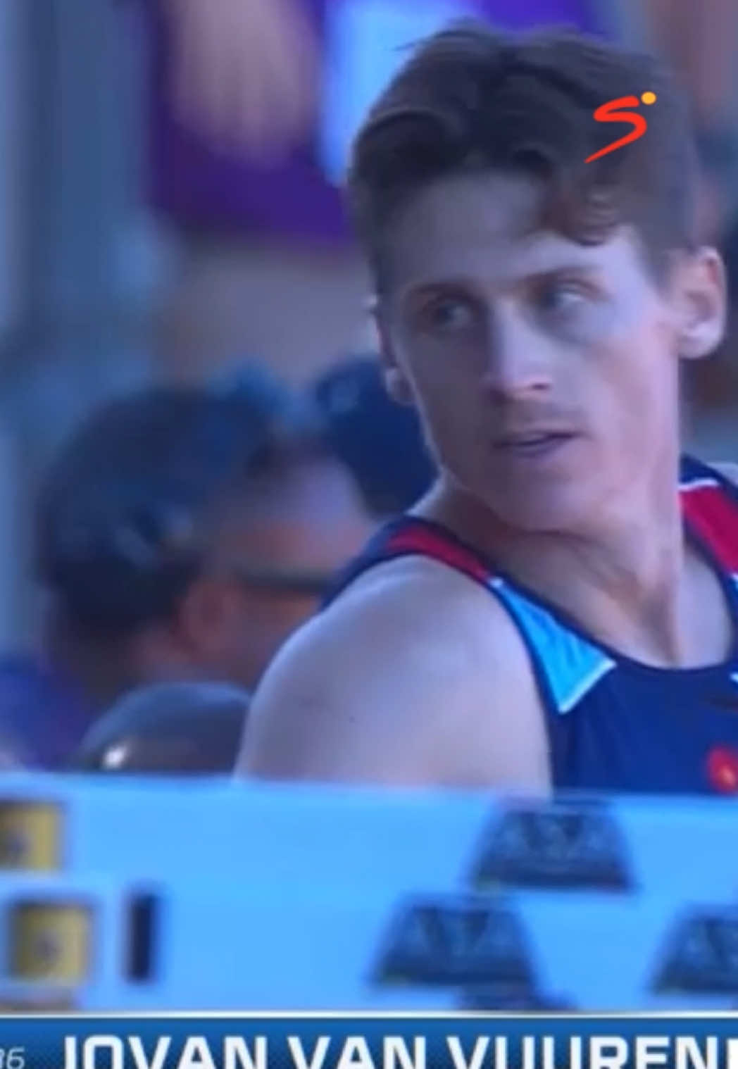 Jovan van Vuuren reclaimed his 2022 crown with a jump of 8.00 at the #ASASeniorTFChamps 🔥 #SportsOnTikTok 