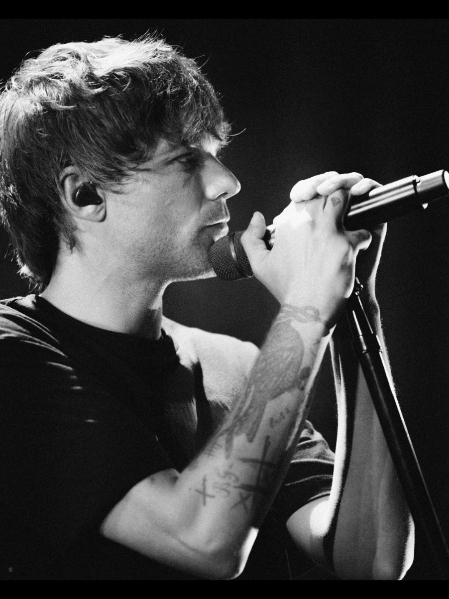Happy 1 year to this masterpiece  #louistomlinsonlive #louistomlinson #fyp #CapCut #kingtommo #28 #thegreatest 