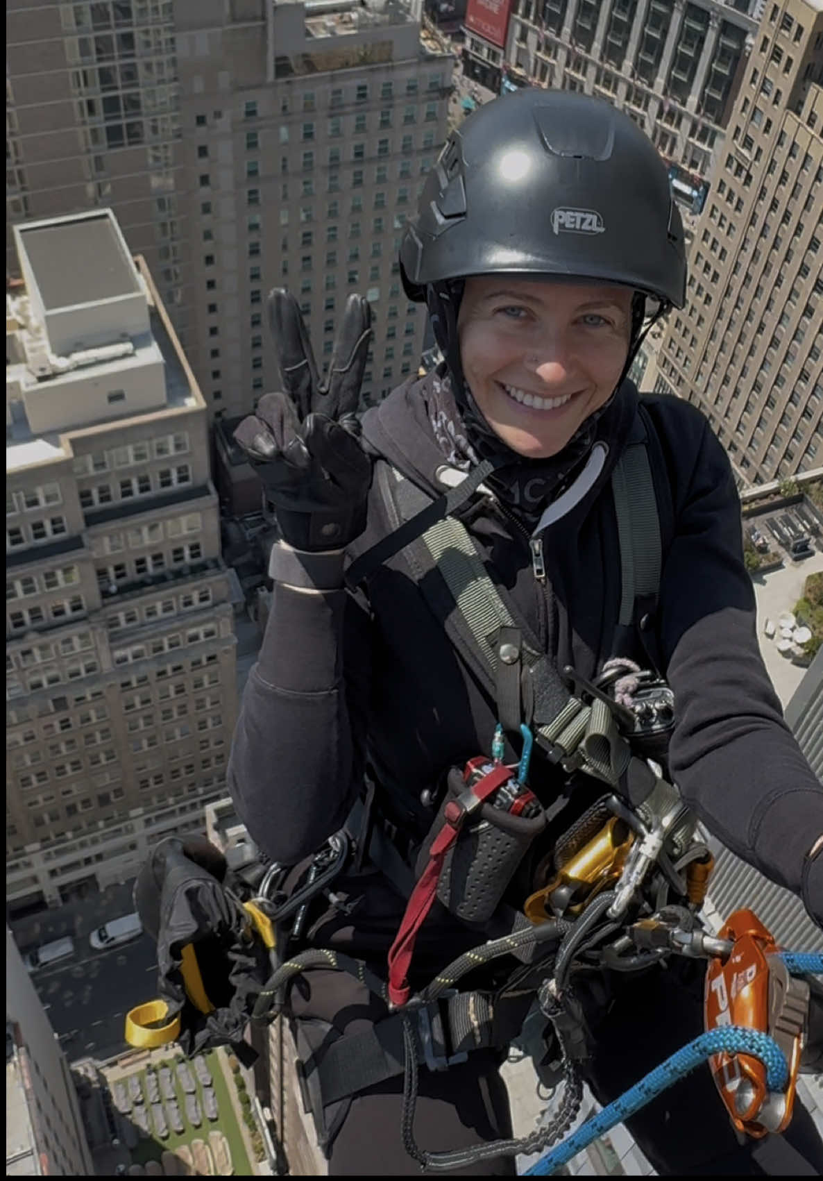 @LIQUID ICE Energy Drinks gives me the boost I need to tackle anything—from deadlines to rappelling off buildings. fueled, focused, & ready for whatever comes next . #ad #liquidice #drinkliquidice #beactive #workmodeactivated #empirestatebuilding #newyork #explorepage #explore #fyp