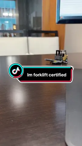 Why is this tiny forklift so satisfying?? #rcforklift #minitoyhaul #satisfyinggadgets #tiktokmademebuyit #fyp