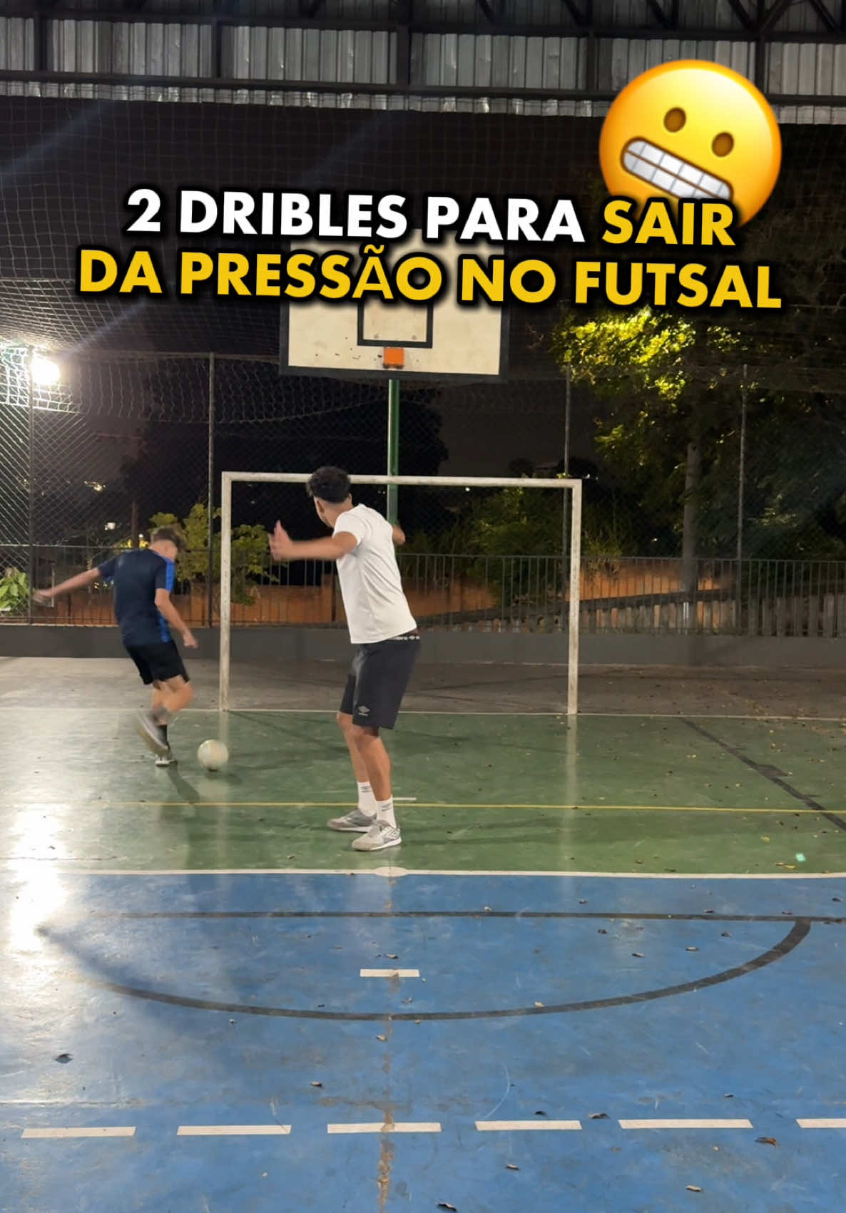 2 DRIBLES PARA SAIR DA PRESSÃO NO FUTSAL #futsal #fut #tutorial 
