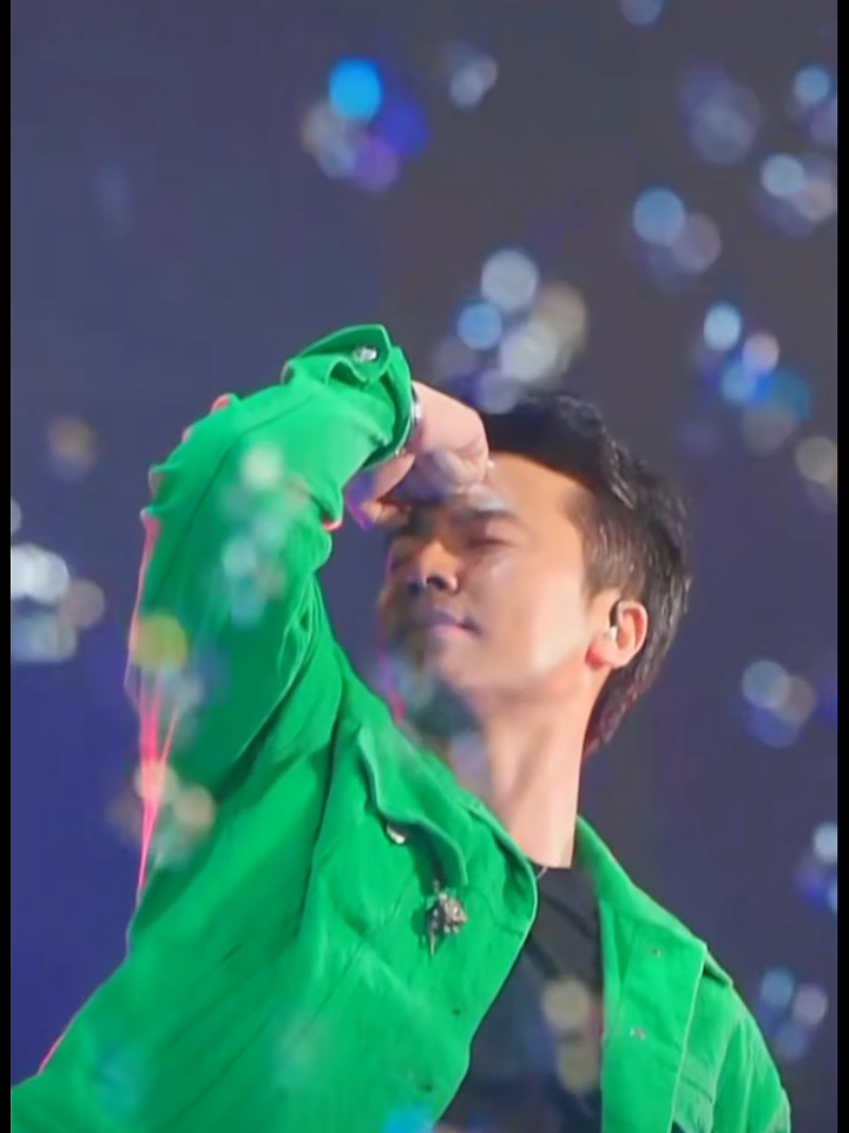 【忘情冷雨夜】 #Andy小黑哥 #tiktok #viral #duet #fyp #singing #CapCut 
