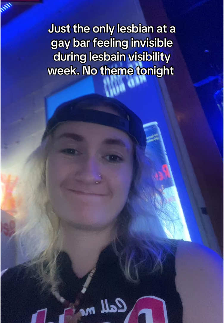 Just being lore accurate I guess #howdy #lesbain #lesbianvisibilityweek 