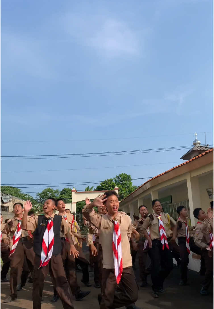 Izin Ka 🔥🔥🔥🙏🏻#fy #viral #fyp #fyp #tren #trending #like #pramuka #pramukaindonesia #pramukahits #pramukaindonesia🇮🇩⚜️😎 #pramukatiktok #yelyel #santrikeren 