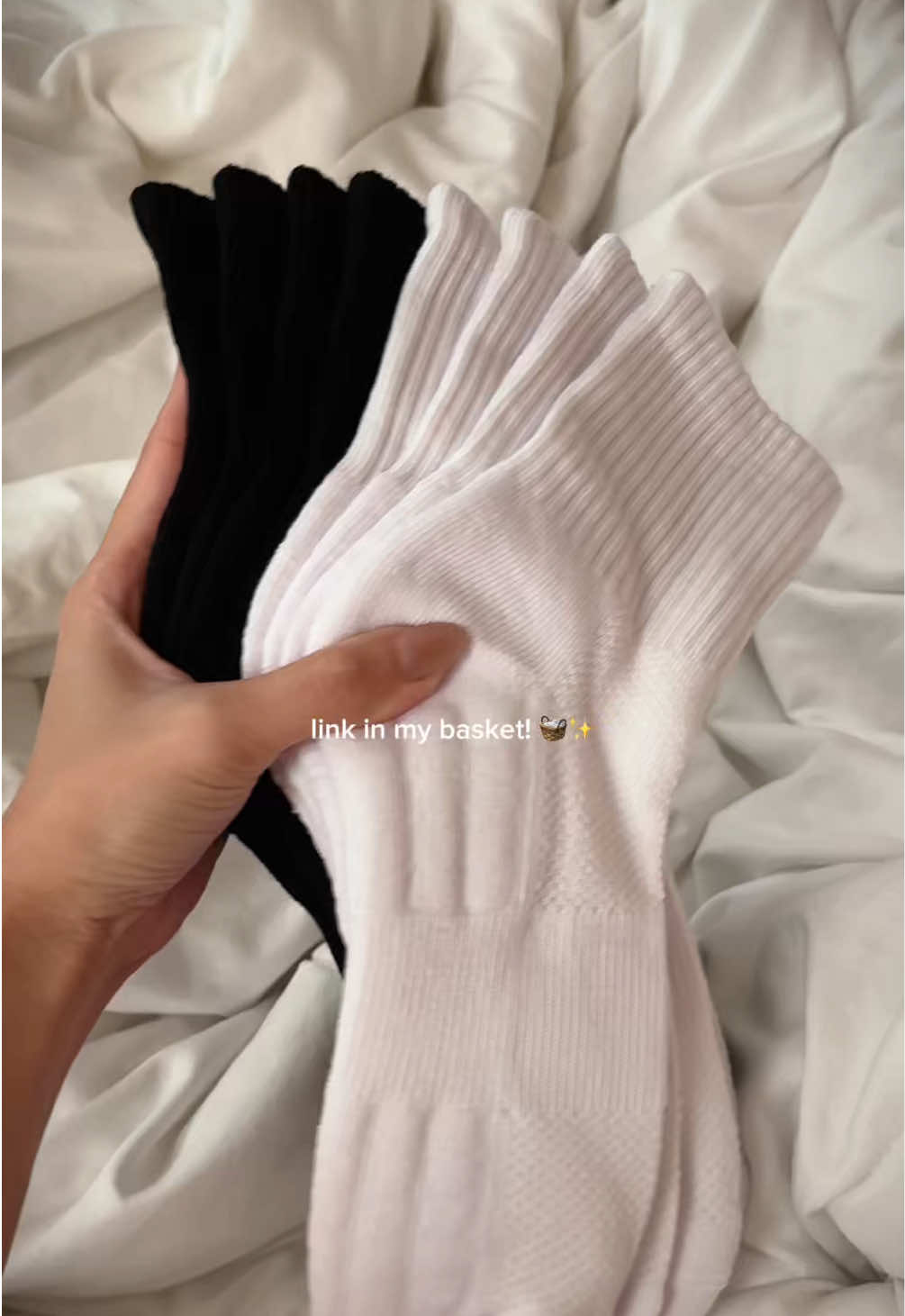 THESE SOCKS! 🙌🏻 #medyas #socks #backtoschool 