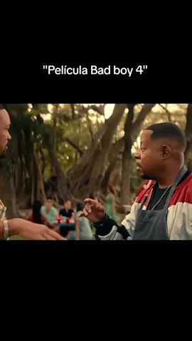 “Reggie toma el control de la parrilla – El respeto ganado en Bad Boys 4” Después de salvar a la familia de Marcus enfrentándose solo a un grupo de mercenarios, Reggie, ahora un respetado sargento de los Marines, se presenta en la reunión familiar con una bandeja de pollo y una simple petición: usar la parrilla. Mike y Marcus, recordando su valentía, le ceden el lugar con una mezcla de humor y respeto. Una escena improvisada que se convirtió en el cierre perfecto para la película, mostrando la evolución de Reggie de un joven tímido a un verdadero héroe familiar. #BadBoys4 #Reggie #EscenaFinal #RespetoGanado #Marines #WillSmith #MartinLawrence #DennisMcDonald #CineDeAcción #HumorYAcción #EscenaViral #Familiar