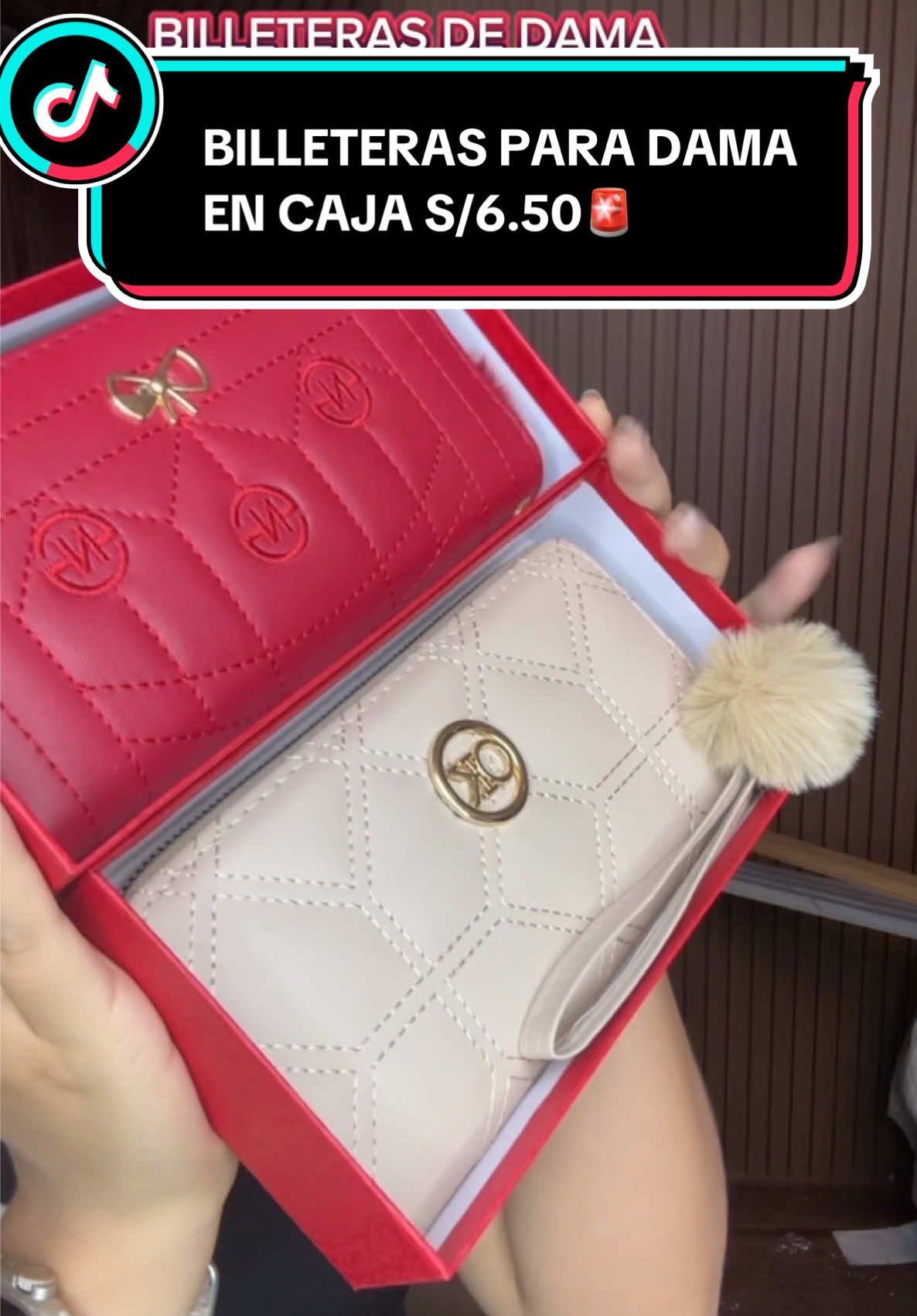 Ingreso bellas billeteras para dama súper barato🙋🏻‍♀️💕 Estamos ubicados: 📍Estación Bayovar-SJL ref. costado de la cochera letrero visible desde la estación. Pedidos provincia: 992170622📲 Lima y consultas: 904199382📲#fypシ゚viral #importaciones #emprendedores #emprendeconyoubi #billeteras #diadelasmadres 