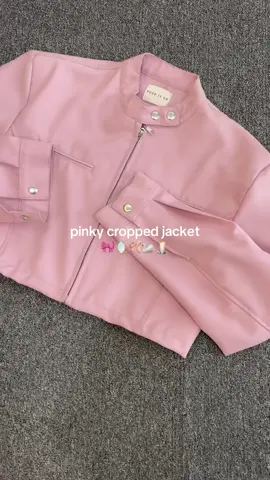 pink is favorit collor💗🫶🏻#croped #atasanwanita #outfitinspiration #ootdhijab #ootdfashion #pink 