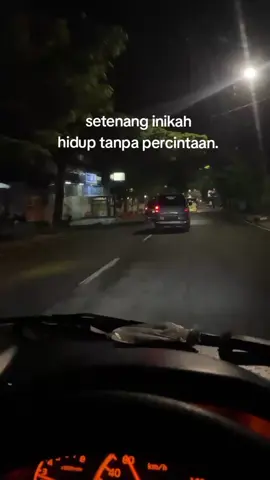 sedikit hampa tapi tidak apa-apa🤙🏻 #soundviral #travel #selatanraceway #selatanisgood #jalurselatan #selatangayabebas #jalurselatan#katakata #drivermuda #masukberandamu #fyp #travelgunung 