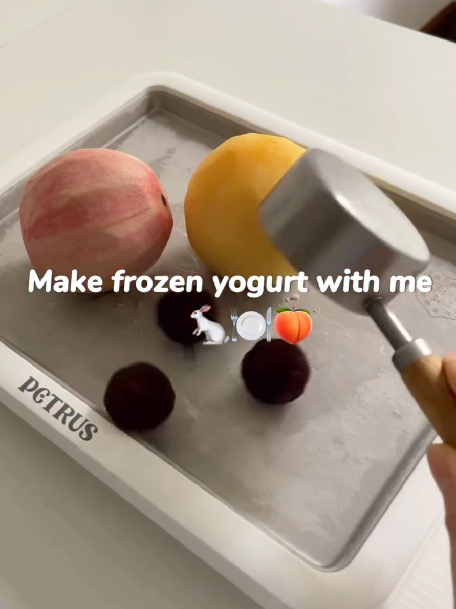 Make Frozen Yougourt with me #satisfy #satisfyingvideo #food #trending #asmrvideo #asmr #asmrsounds #asmrvideo #frozen #yogurt  #yogurt 