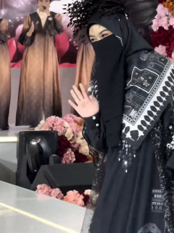 @🧕🏻Shehzadi Roziya🧕🏻 #my_editing_video #hijabigirl #hijabitiktok #viralvideo #tiktokviralvideo #100kviews #goviral 