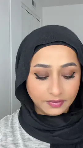 Eyeliner tutorial for hooded eyes using @Huda Beauty @hudabeautyshop @Huda Life Liner Quick 'N Easy Precision Liquid Eye Liner #eyelinertutorial #Eyeliner #hoodedeyes #hudabeauty #wingliner #eyelinerhacks #makeup #makeuptutorial #hijab #eyelinertrend 