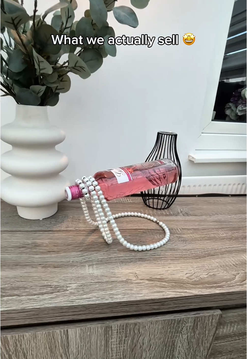 Wait for it… 🤩🍷 #wine #winetimе #homedecor 