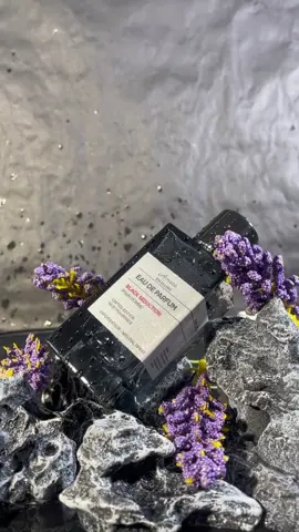 BLACK SEDUCTION PERFUME#akrymikentuckyperfume #longlasting #akrymikentucky #highquality #fyp #foryou #getyoursnow #perfumetiktok #bestseller #Checkoutnow 