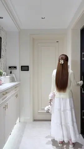 A rich Chinese girl's routine 💕 #rich #skincareroutine #skincaretips #chinesegirl #fyp #xiaohongshu #fyp #Vlog #rednote  ⚠️The video credit Xiaohongshu 1108005717