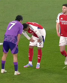 He's so good when playing with confidence #fyp #foryoupage❤️❤️ #arsenal #kiwior #gabriel #injury #footballedit #championsleague 