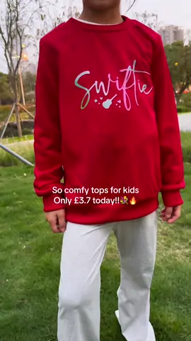 So comfy and cute!!💝💕💐#sweatshirt #longsleeve #cute #comfywear #fashion #staycozy #kidsclothes #pullover #casualoutfits #spotlight #dealdrops #tiktokmademebuyit #forkids #gift #spotlightfinds 