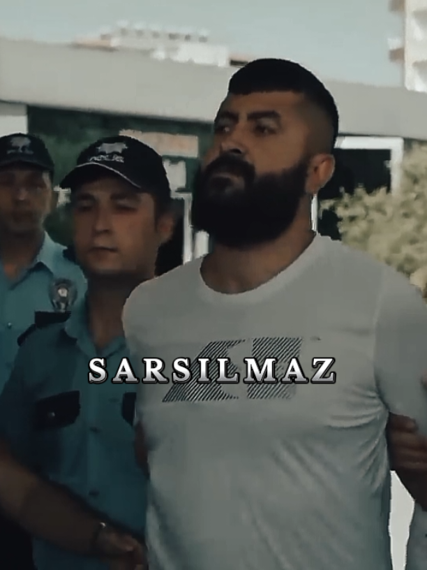 Memlekette bizde varız #raconsahneleri #racon #raconsözler #keşfettürkiyem❤️🇹🇷 #türkiye #fyp #keşfet #onurakbay #sokağınçocukları #cihatsarsılmaz #dizifilmreplikleri #sıfırbir 