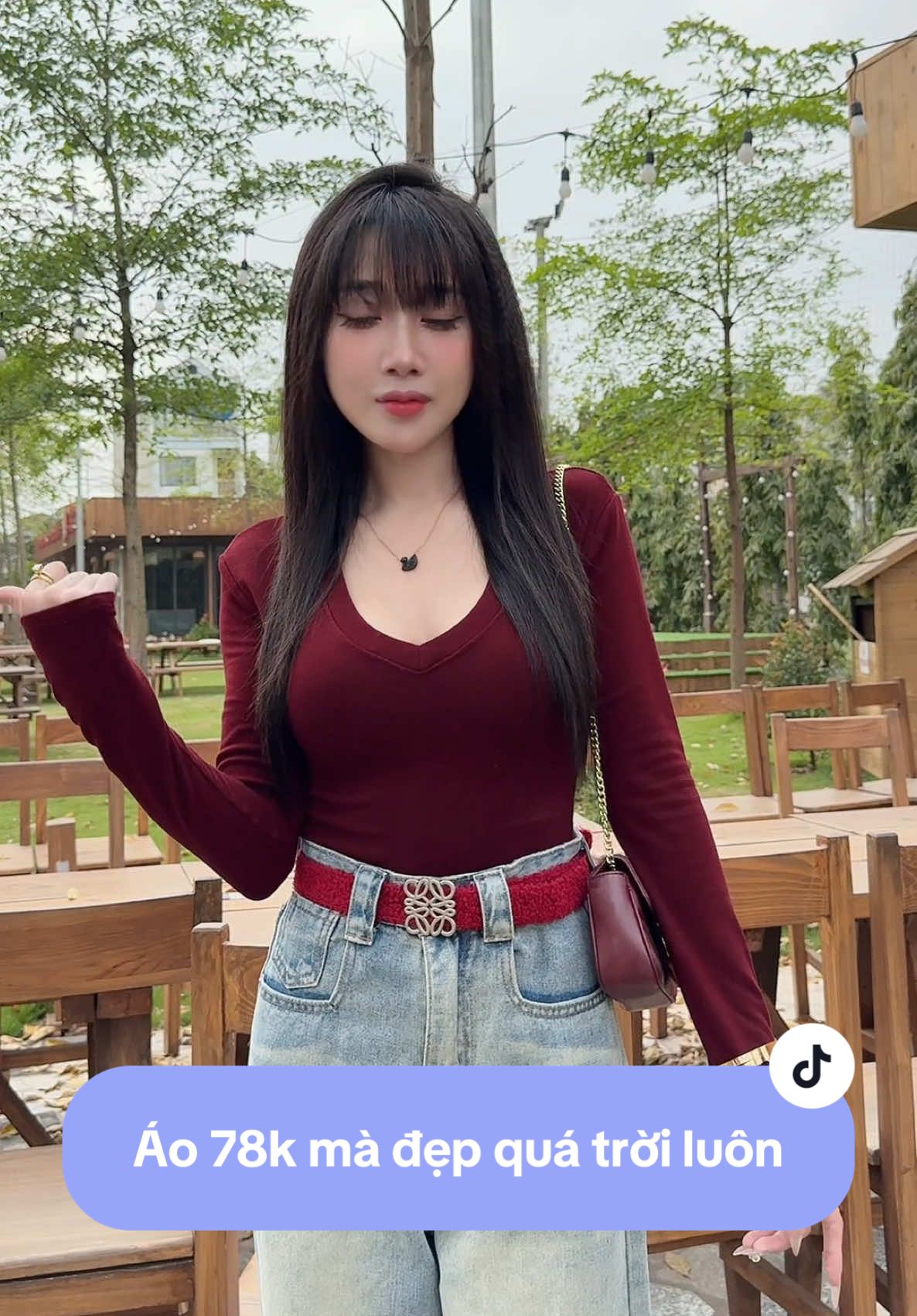 Áo cổ tim tay dài chưa bao giờ hết hot ce ah , đẹp lắm luôn ấy #review #aocotim #thoitrangnu #aodaitay #aodaitaynu #doman #aoombody #aobody #aothun #aodep #phoidoxinh 