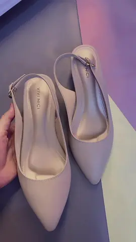 Harta karun bgt nih gurl ❤️‍🔥✨ #heelswanita #sendalheels #heel3cm 