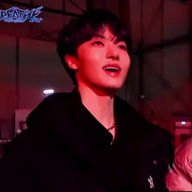 hes so gorgeous im gonna die #junghoon #junghoonxikers #xikers #roady #fyp #viral 