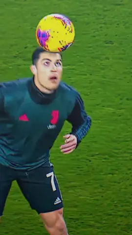 dek Tia Monica x Ronaldo🤩#cristianoronaldo #cr7 #juventus #goat🐐 #football #viraltiktok #sound #capcut #foryou #fyp 