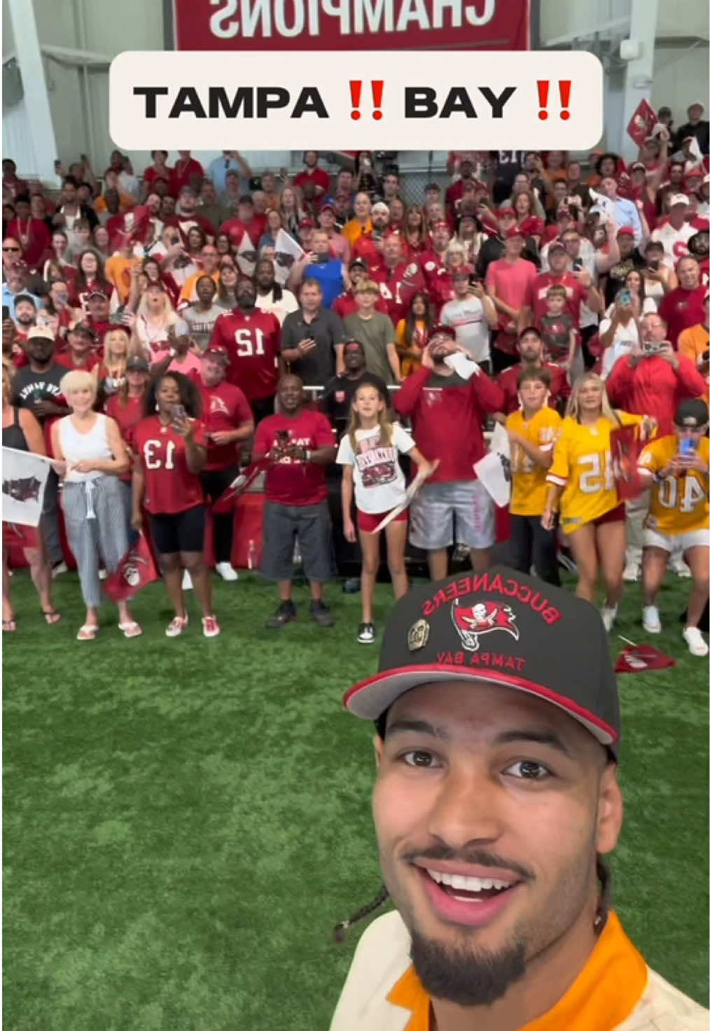 When Emeka says TAMPA, we say BAY! 🗣️ #tampa #tampabay #buccaneers #hype #fans #celebration 